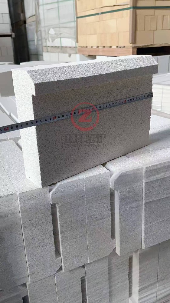 莫来石挡孔砖